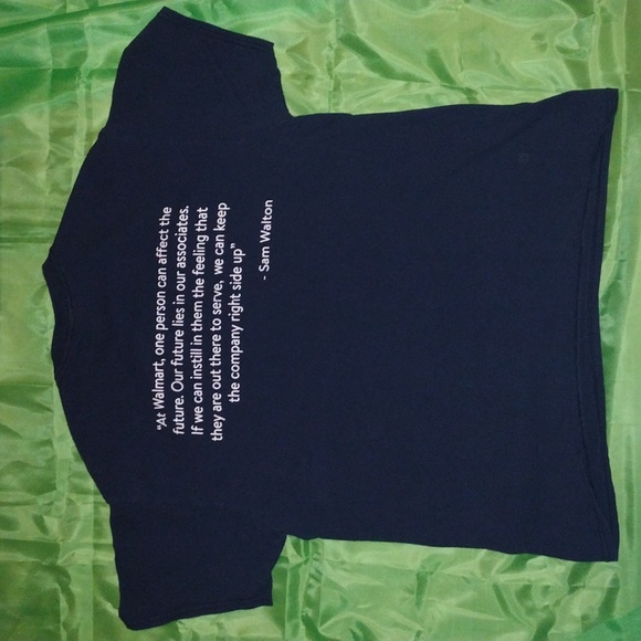 Walmart Apparel L Unisex T-Shirt - Picture 2 of 3